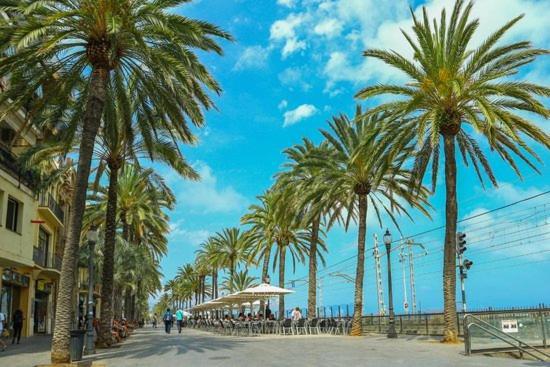 Casabala - Near The Beach And Barcelona Center Badalona Exterior photo